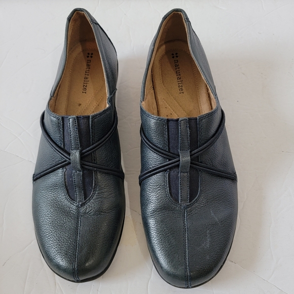 Naturalizer Black Leather Comfort Shoes Womens Sz 8.5M Slip-On Travel Everyday - Picture 3 of 10